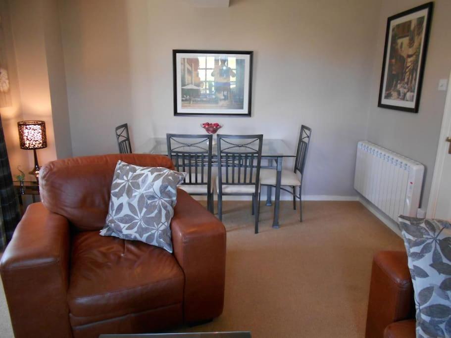 Apartament The Granary, Old Corn Mill, Yorkshire Dales West Burton Zewnętrze zdjęcie